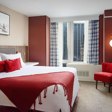 Hilton Garden Inn West 35Th Street New York City Exterior photo