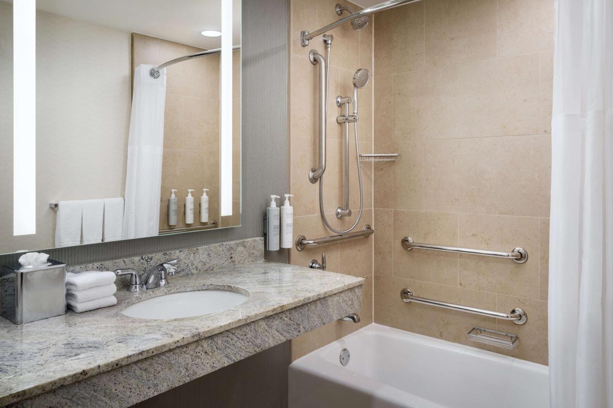 Hilton Garden Inn West 35Th Street New York City Exterior photo