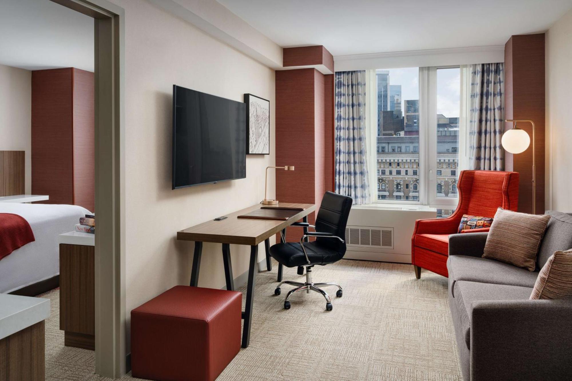 Hilton Garden Inn West 35Th Street New York City Exterior photo