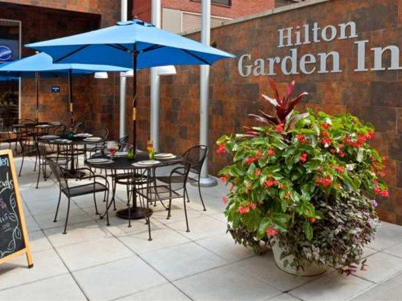 Hilton Garden Inn West 35Th Street New York City Exterior photo